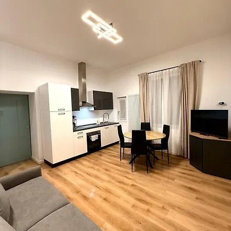 Tara Homes * Триест