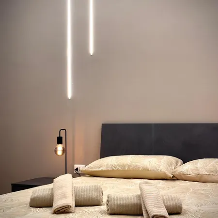 アパート Tara Homes トリエステ